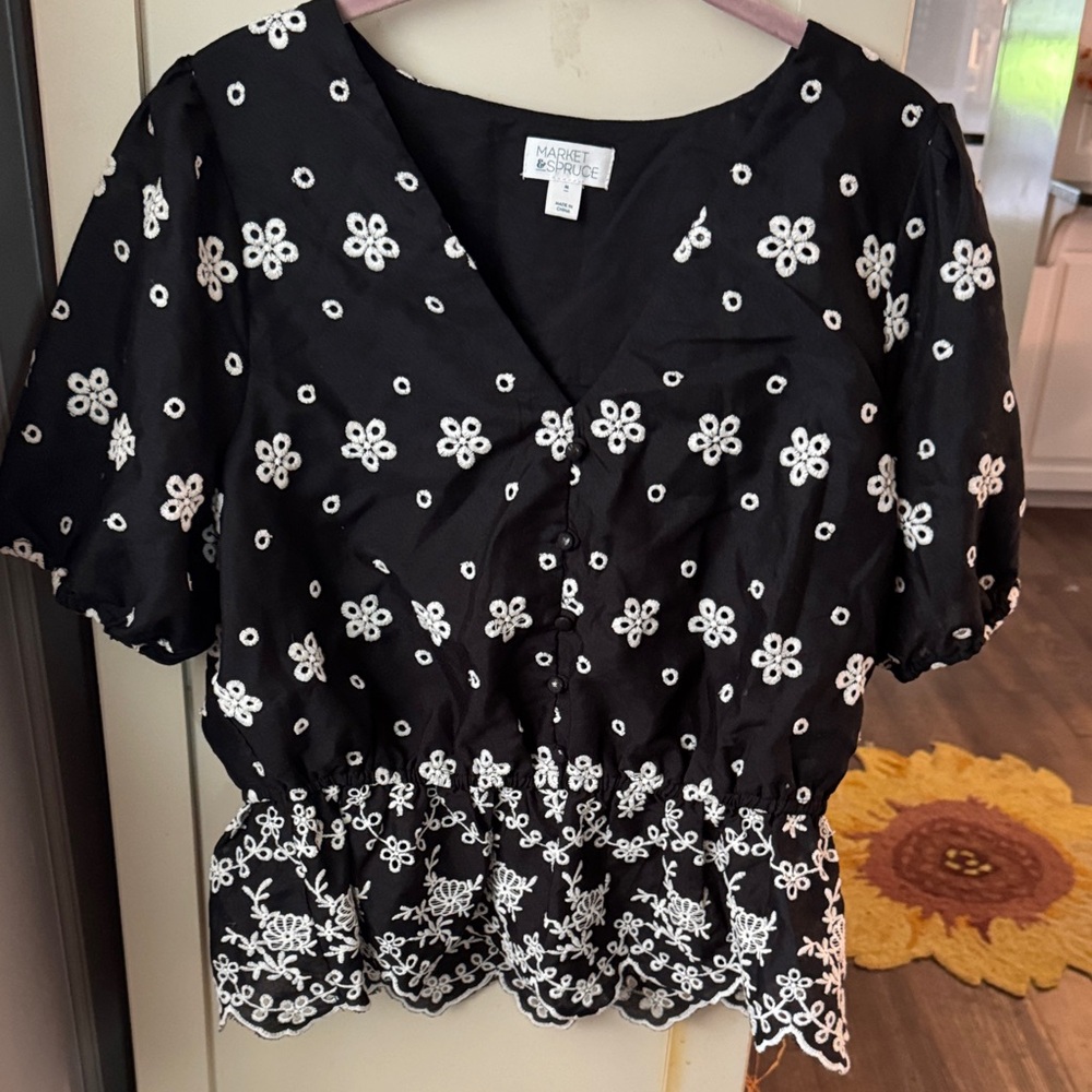 Market & Spruce Black Embroidered Peplum Top with White Floral Detail